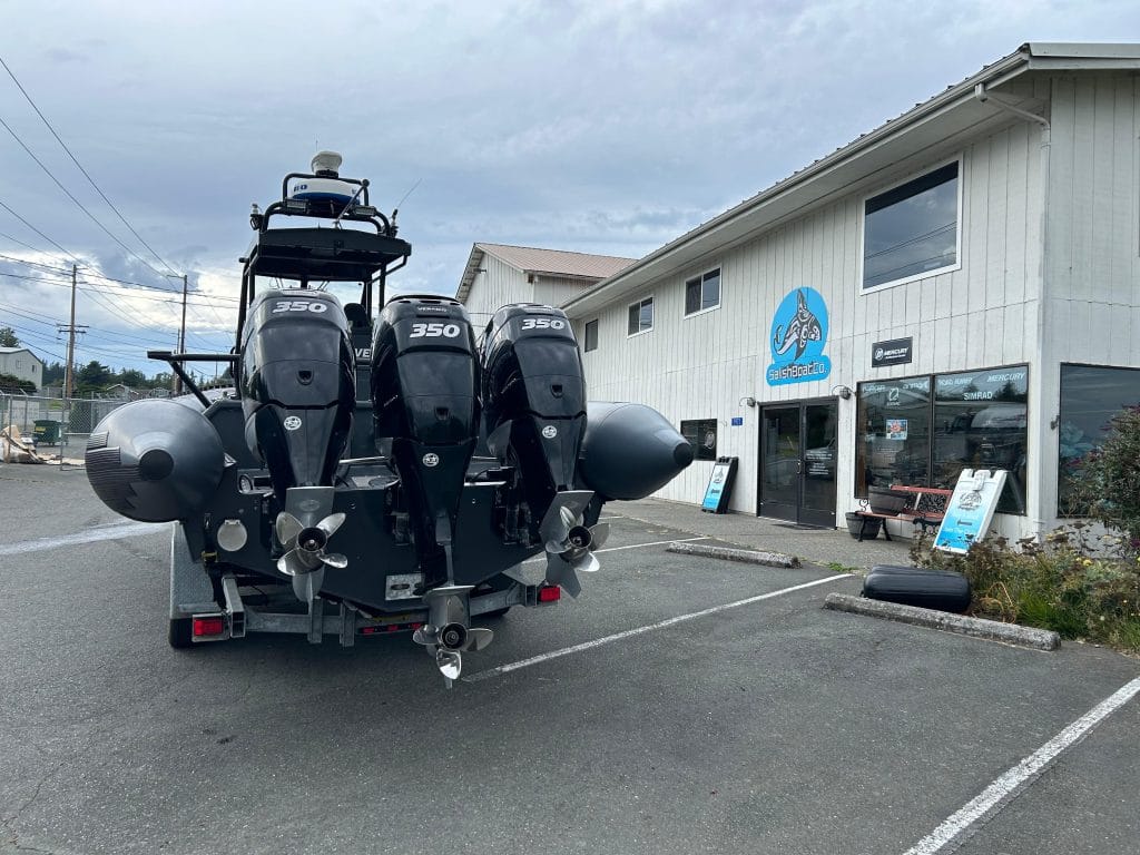 2015 Titan 33