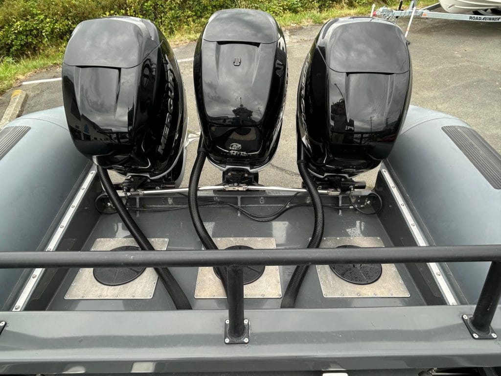 2015 Titan 33