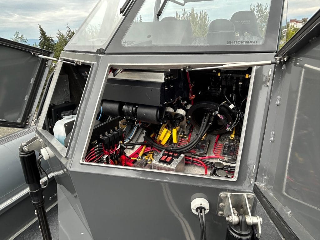 2015 Titan 33