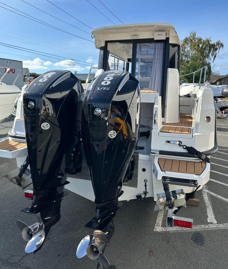 2024 Parker Poland 800 Pilothouse (Boat Show Special)