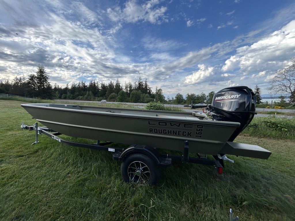 Lowe 1660 Deluxe Tiller