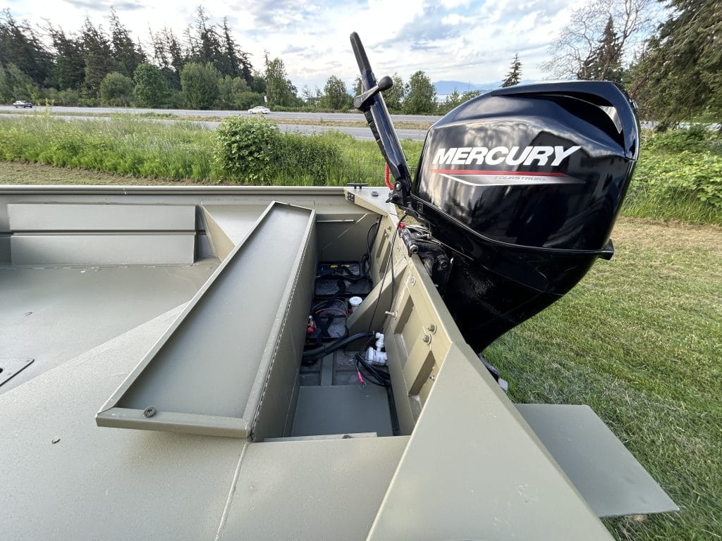 Lowe 1660 Deluxe Tiller