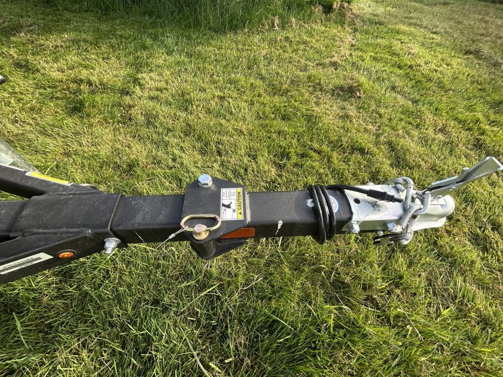 Lowe 1660 Deluxe Tiller