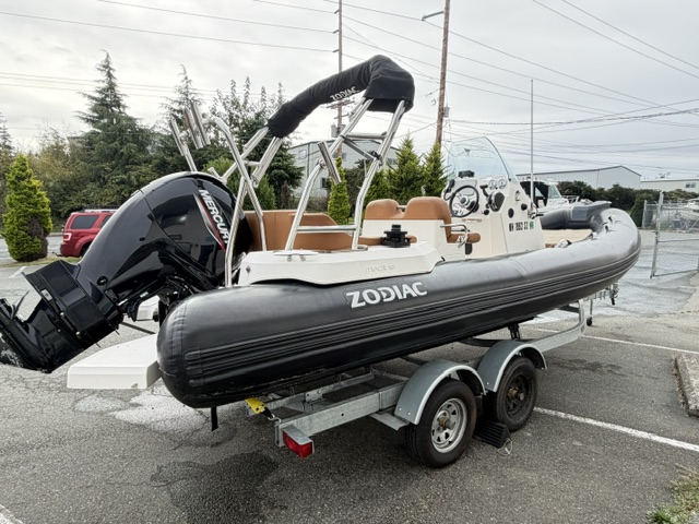 2022 Zodiac Medline 6.8